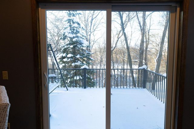 8566 Oak Hill Circle, Prior Lake, MN 55372