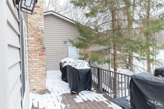 8566 Oak Hill Circle, Prior Lake, MN 55372