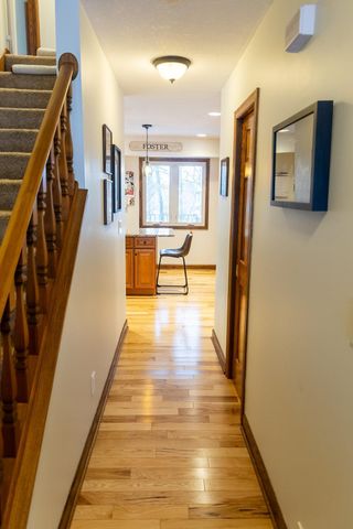 8566 Oak Hill Circle, Prior Lake, MN 55372