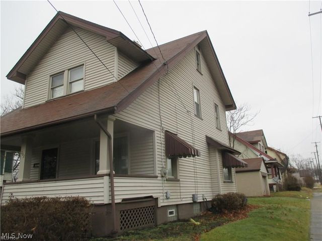 702 Delaware Avenue, Youngstown, OH 44510