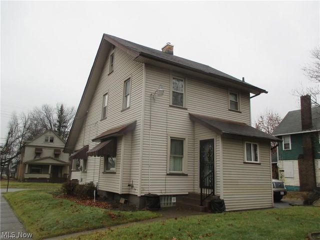 702 Delaware Avenue, Youngstown, OH 44510
