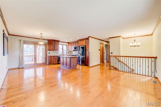 12 Voyager Drive, St Peters, MO 63376