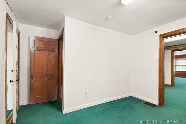 1302 E 10th Street, Jeffersonville, IN 47130