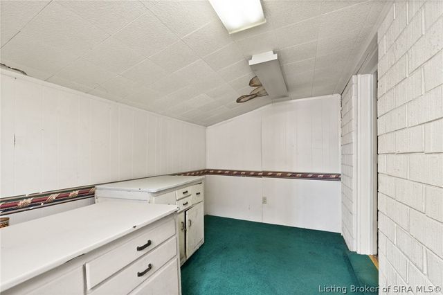 1302 E 10th Street, Jeffersonville, IN 47130