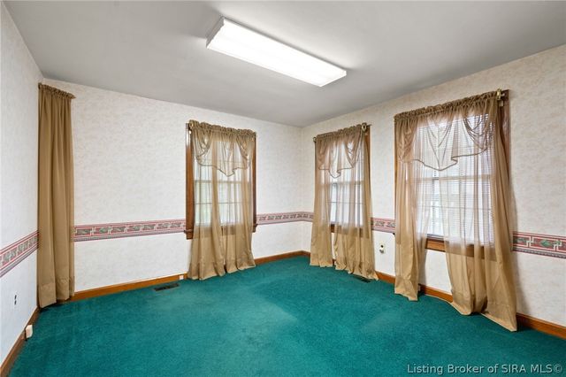 1302 E 10th Street, Jeffersonville, IN 47130