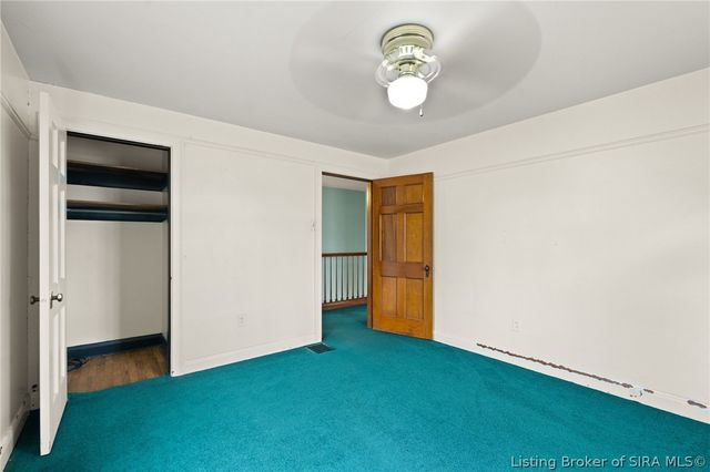 1302 E 10th Street, Jeffersonville, IN 47130