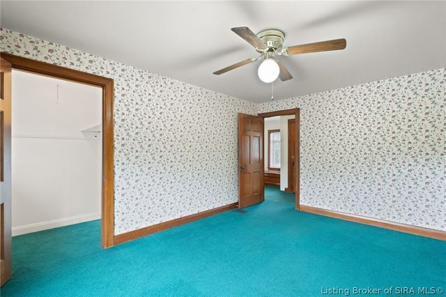 1302 E 10th Street, Jeffersonville, IN 47130