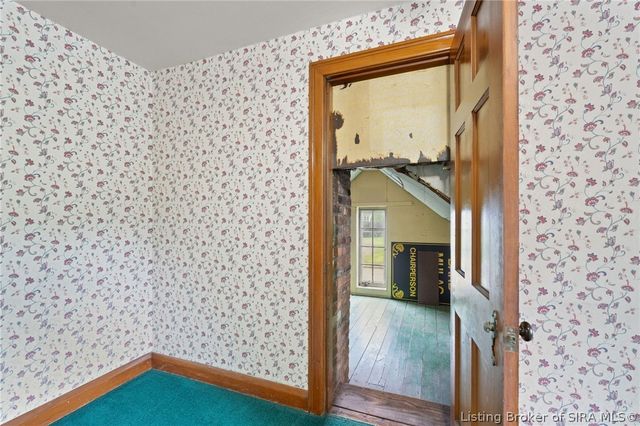 1302 E 10th Street, Jeffersonville, IN 47130