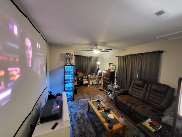 412 Callie Dr., Myrtle Beach, SC 29588