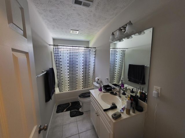 412 Callie Dr., Myrtle Beach, SC 29588