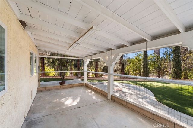 16620 Rocky Glen Road, Perris, CA 92570