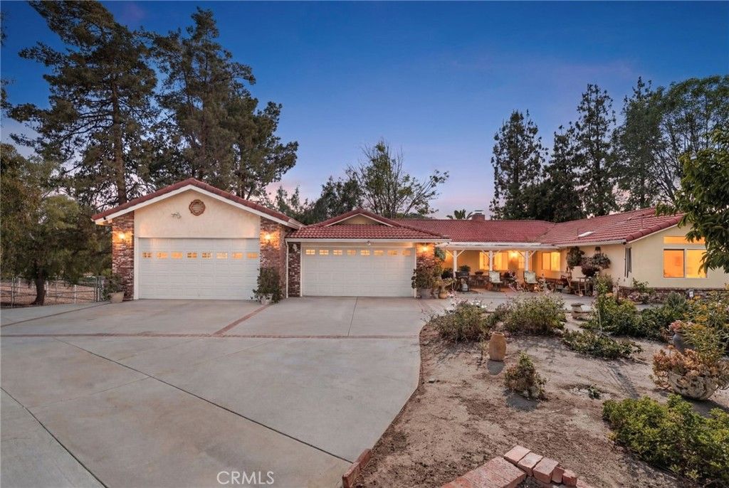 16620 Rocky Glen Road, Perris, CA 92570