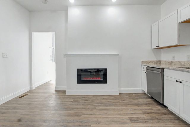 402 Dayton Avenue, Dayton, KY 41074