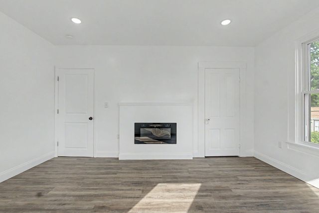 402 Dayton Avenue, Dayton, KY 41074