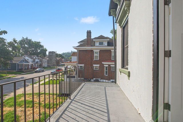 402 Dayton Avenue, Dayton, KY 41074