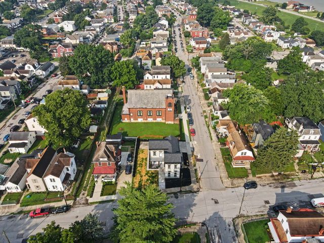 402 Dayton Avenue, Dayton, KY 41074