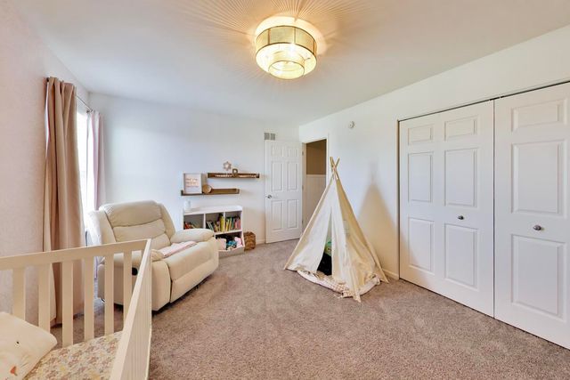 502 Fighting Irish Circle, Manteno, IL 60950