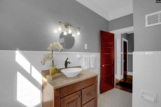 305 S Saluda Avenue, Columbia, SC 29205