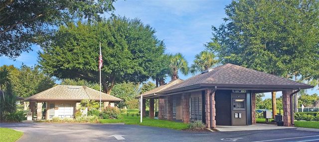 21502 KING HENRY AVENUE, Leesburg, FL 34748