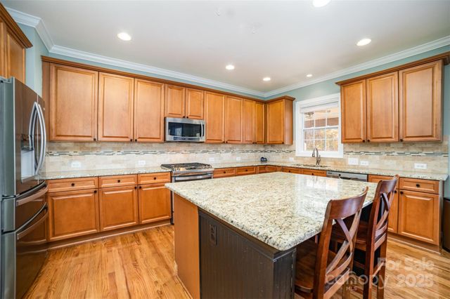 3308 Grandeur Road, Charlotte, NC 28269