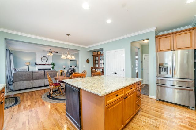 3308 Grandeur Road, Charlotte, NC 28269