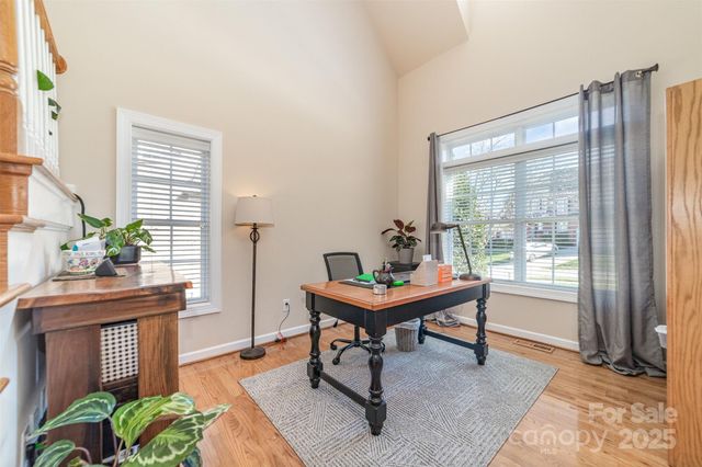 3308 Grandeur Road, Charlotte, NC 28269