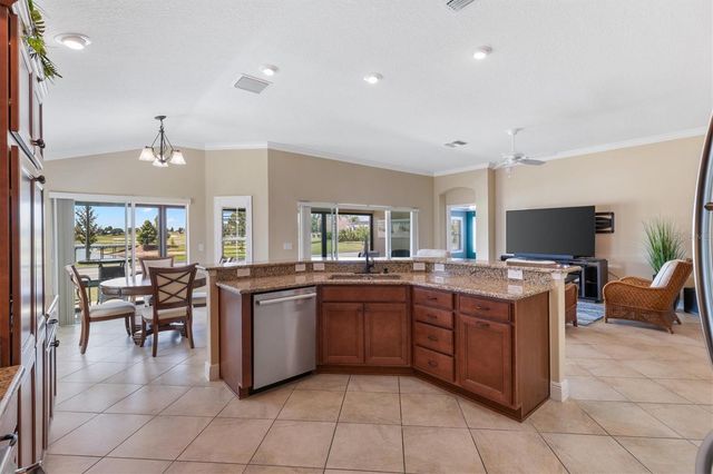 486 INDEPENDENCE PATH, The Villages, FL 32163