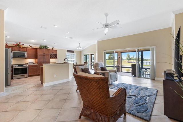 486 INDEPENDENCE PATH, The Villages, FL 32163