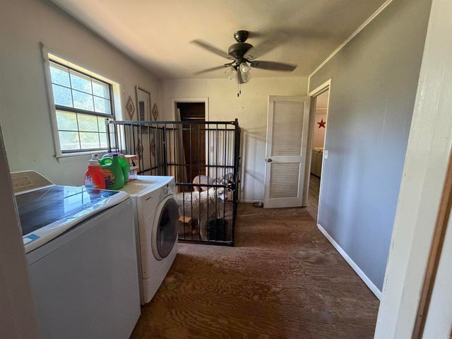 99 Johnston, Greers Ferry, AR 72067