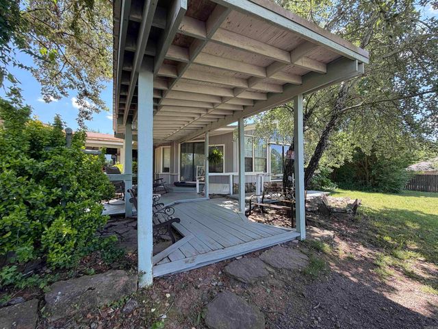 99 Johnston, Greers Ferry, AR 72067