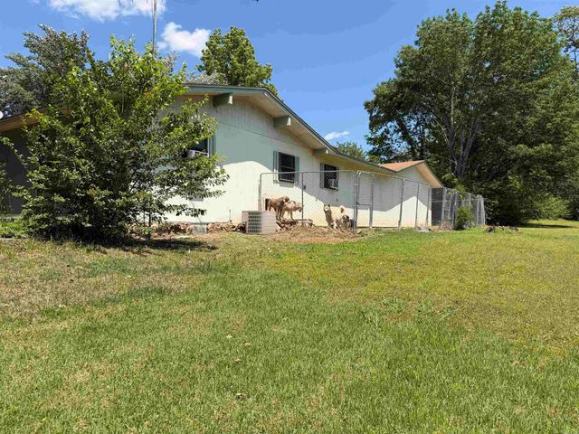 99 Johnston, Greers Ferry, AR 72067