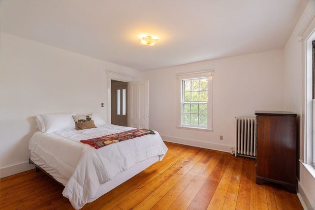 36 Maple Ave, Newton, MA 02458