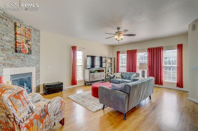 1033 Burning Bush Point, Monument, CO 80132