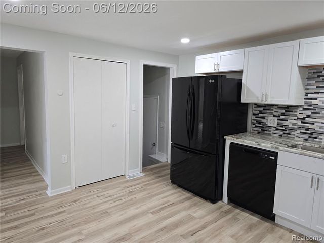 46 Michigan Street, Mount Clemens, MI 48043