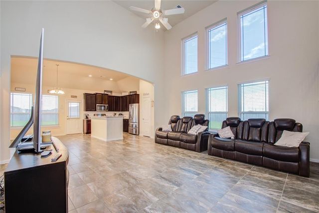 231 San Jacinto Drive, Baytown, TX 77523