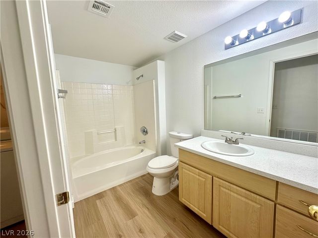 8250 North Grand Canyon Drive 2026, Las Vegas, NV 89166