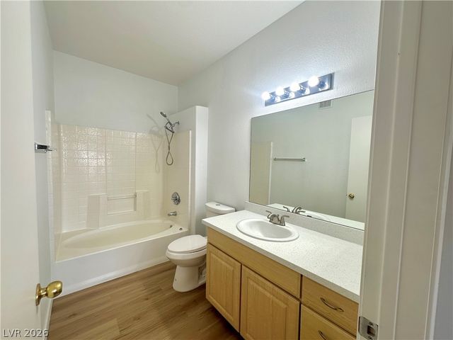 8250 North Grand Canyon Drive 2026, Las Vegas, NV 89166