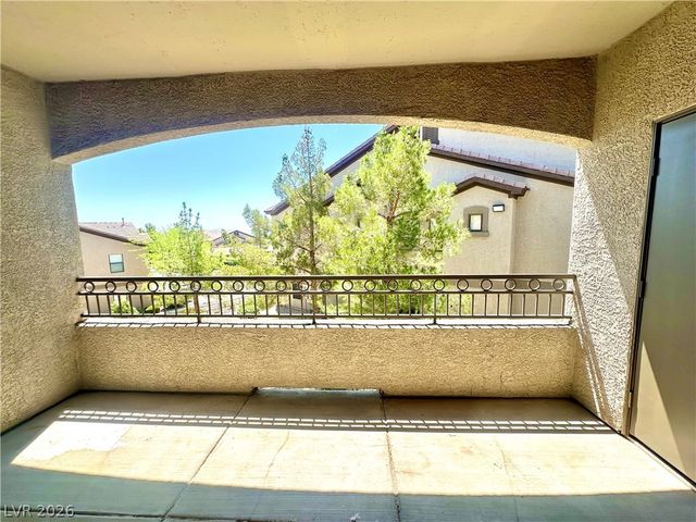 8250 North Grand Canyon Drive 2026, Las Vegas, NV 89166