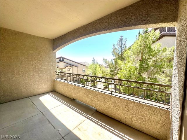 8250 North Grand Canyon Drive 2026, Las Vegas, NV 89166