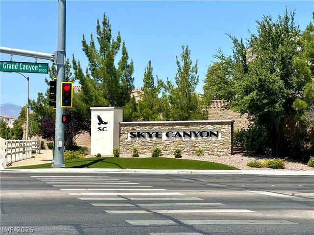 8250 North Grand Canyon Drive 2026, Las Vegas, NV 89166