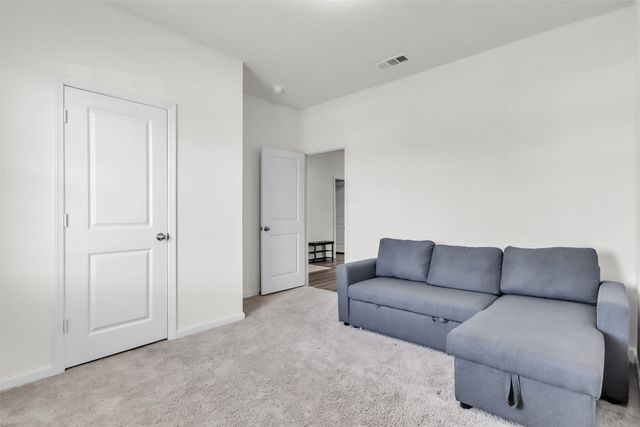 404 Stone Creek Boulevard, Glenn Heights, TX 75154