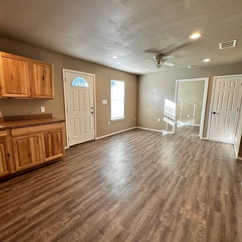 113 36th Street, 1, Lubbock, TX 79404