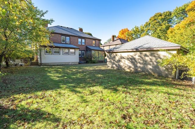 26-28 Wessex Rd 28, Newton, MA 02459