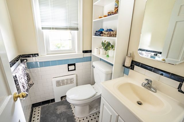 26-28 Wessex Rd 28, Newton, MA 02459
