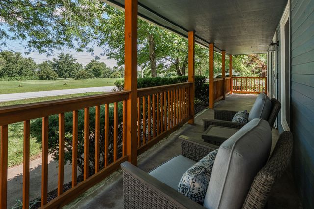 2311 South Golden Avenue, Springfield, MO 65807