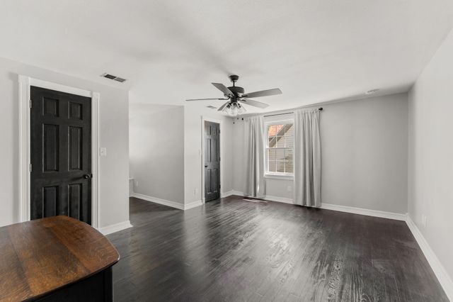2311 South Golden Avenue, Springfield, MO 65807