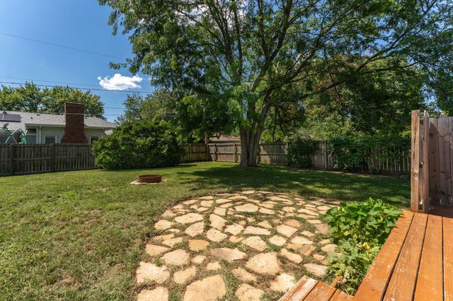 2311 South Golden Avenue, Springfield, MO 65807