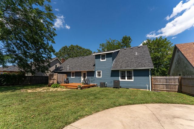 2311 South Golden Avenue, Springfield, MO 65807