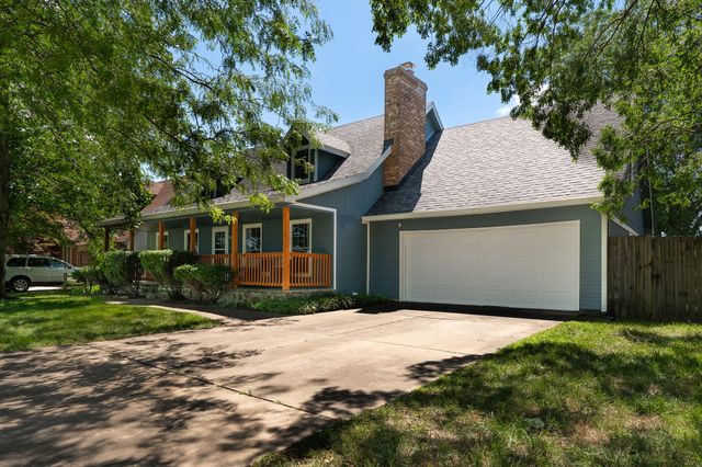 2311 South Golden Avenue, Springfield, MO 65807