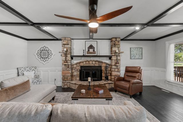 2311 South Golden Avenue, Springfield, MO 65807